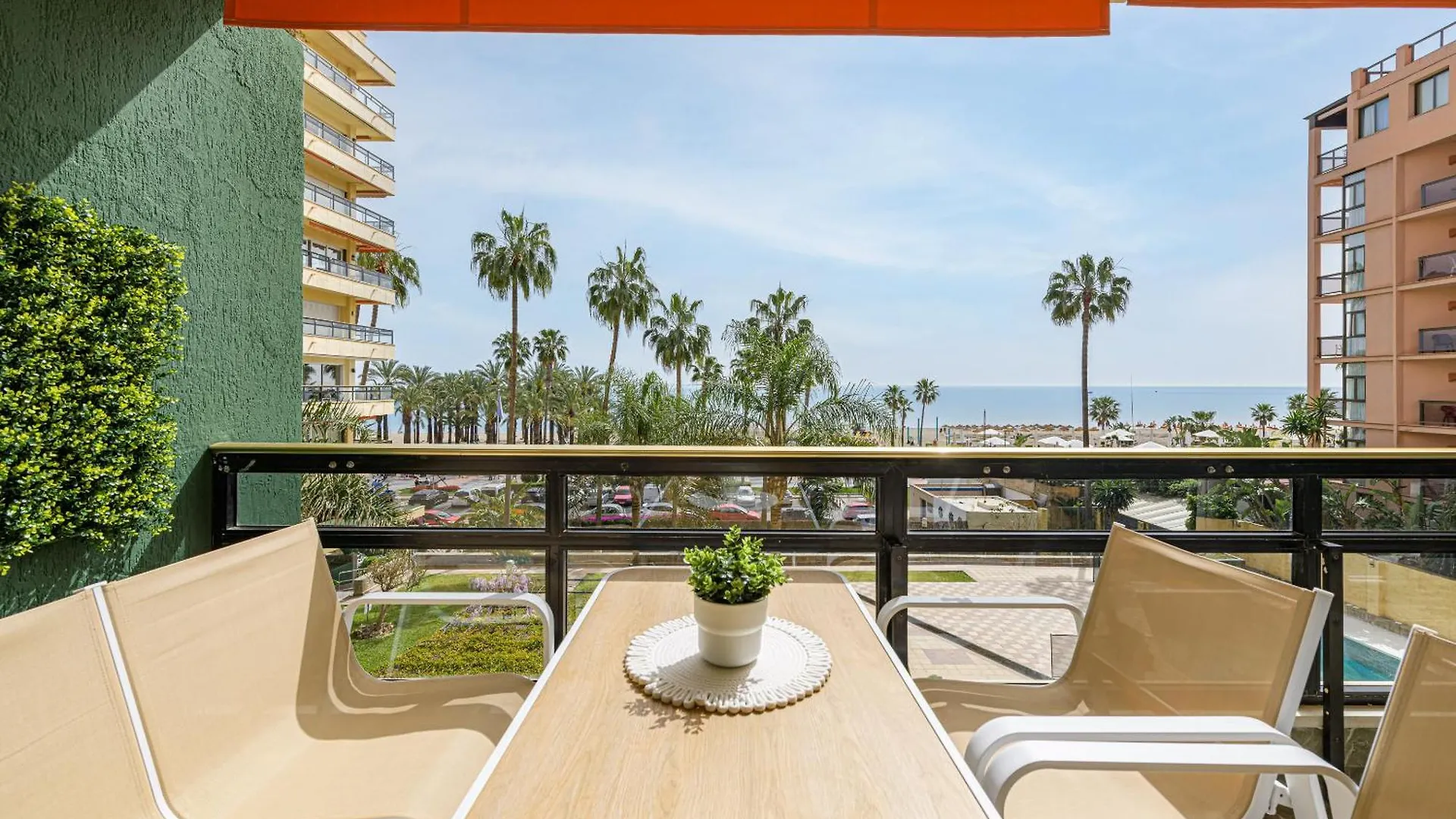 Amazing Carihuela View & Parking Apartment Torremolinos Spain
